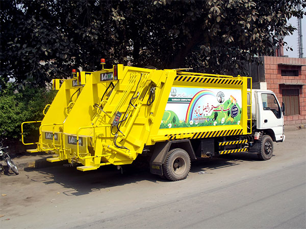 waste-collection-truck-fwmc